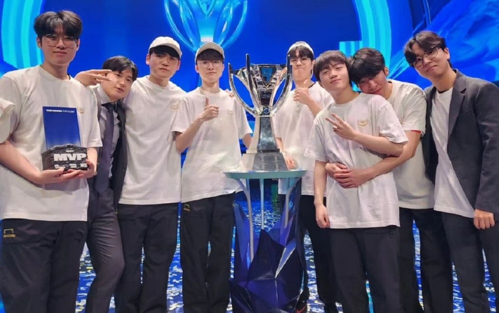 Netizens celebrate T1's victory at League of Legends Worlds 2023