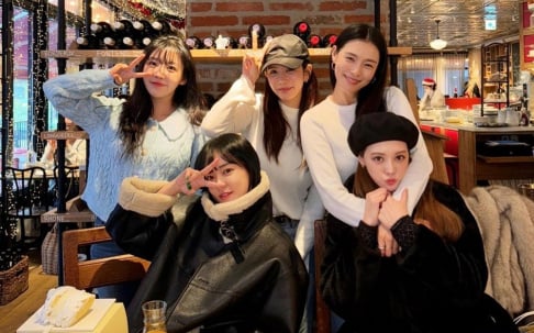 After School, Jung Ah, Jooyeon, Raina, Lizzy, Kahi