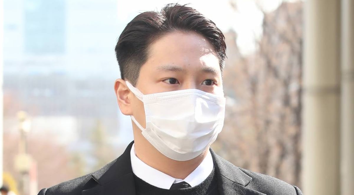 Пожизненная тюрьма. Заключенные за решеткой. Сон осудили. Российская тюрьма. Осудить на смертную казнь.