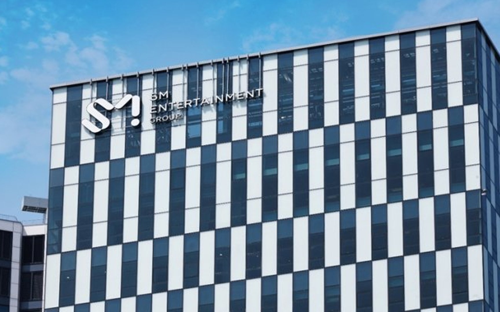 SM Entertainment reveals their artist comeback lineup for the months and the new groups