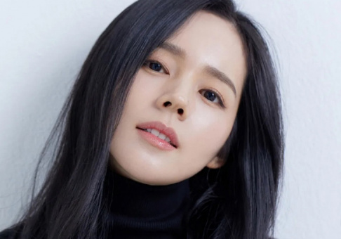 Han Ga In