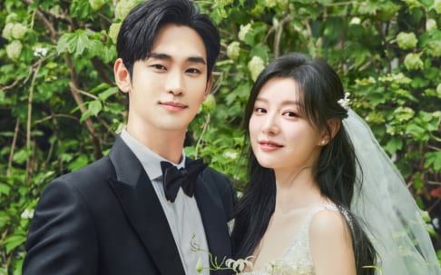 Kim Ji Won, Kim Soo Hyun