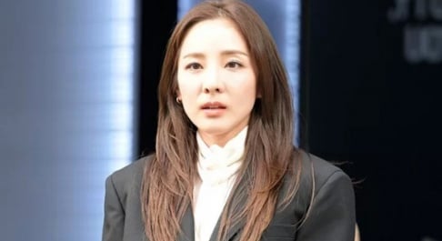 2NE1, Dara