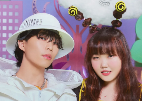 Akdong Musician (AKMU)