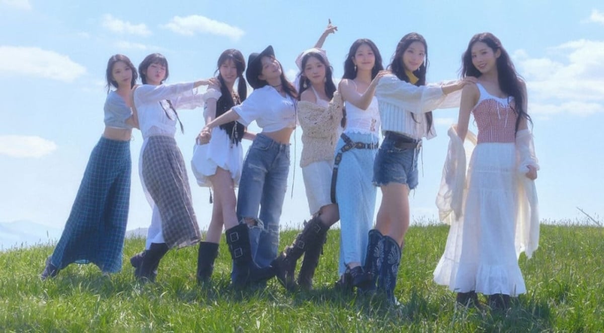 fromis_9 signal August comeback with ‘Supersonic’ teaser image | allkpop