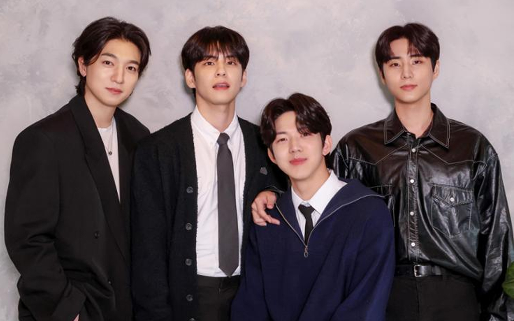 DAY6 reaches #1 on the Melon Daily Chart for the first time