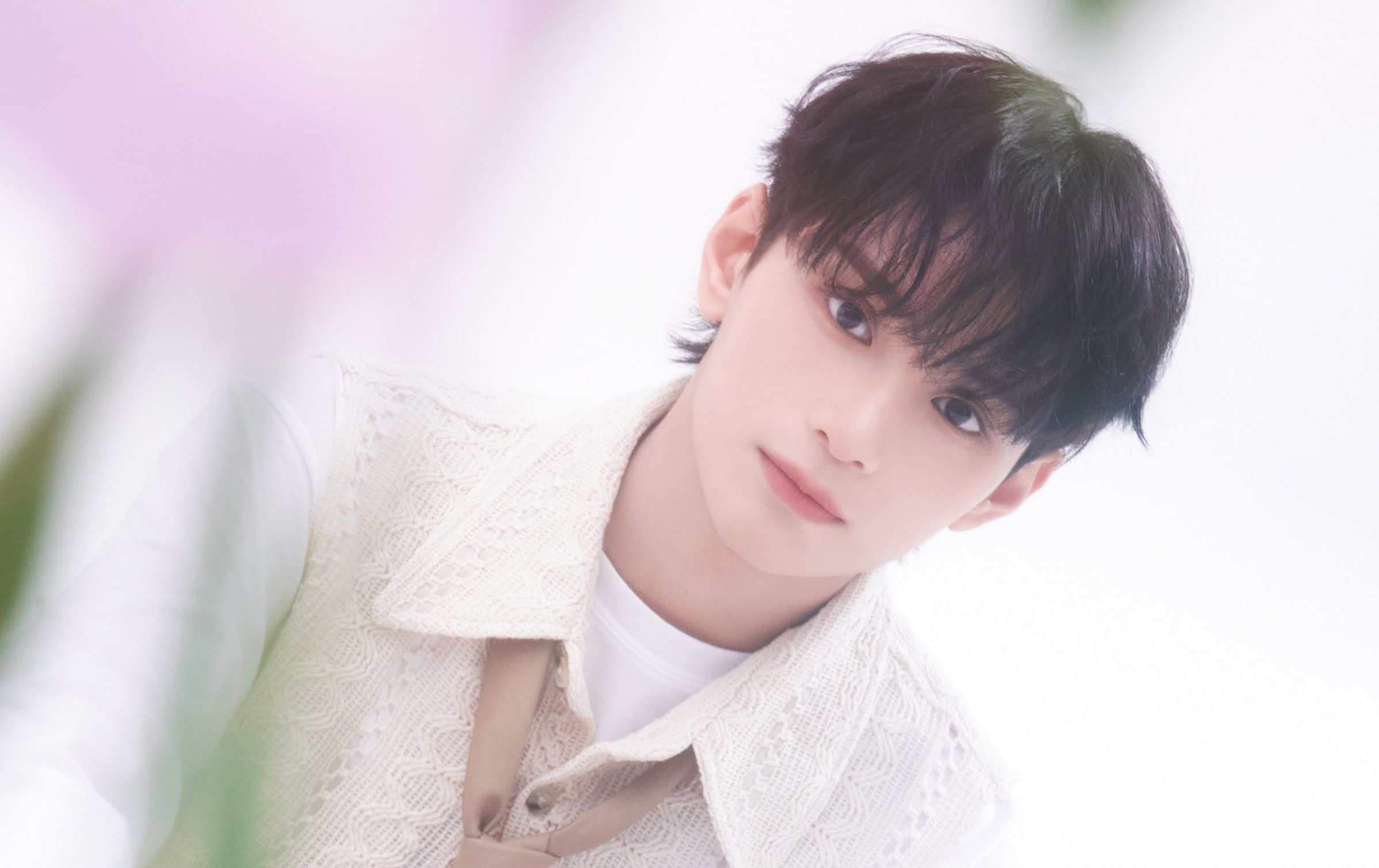 Zayyan, Leo, dan Hyunsik bersinar dalam foto konsep baru saat XODIAC bersiap untuk comeback