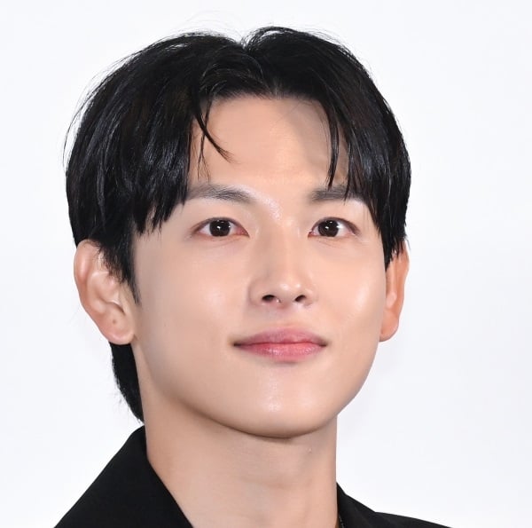 Aktor Im Siwan menyumbang 30 juta won untuk 'Proyek Perawatan Berkelanjutan' Aktor Im Siwan menyumbang 30 juta won untuk 'Proyek Perawatan Berkelanjutan'