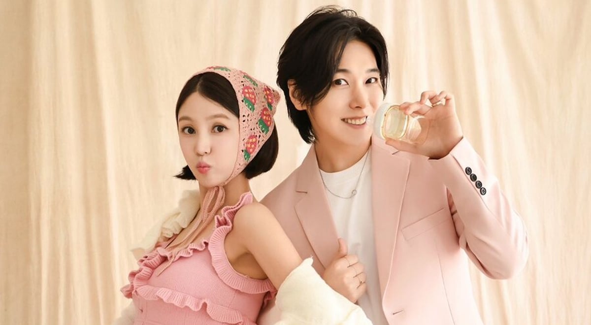Pasangan Sungmin & Kim Sa Eun menyambut kelahiran anak pertama mereka