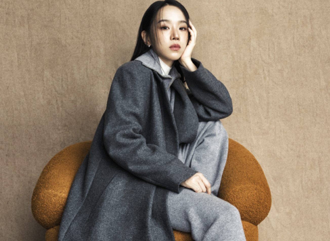 Shin Hye Sun tampil memukau di musim gugur Shin Hye Sun tampil memukau di musim gugur