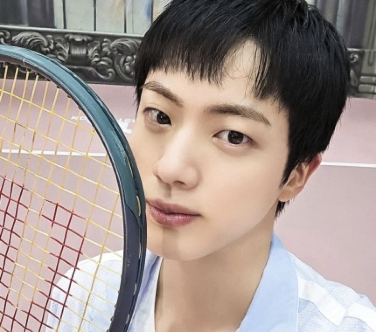 BTS Jin memamerkan kehebatan atletik dan humornya dalam episode “Run Jin: Prince of Tennis” BTS Jin memamerkan kehebatan atletik dan humornya dalam episode “Run Jin: Prince of Tennis”