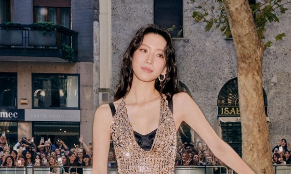 Aktris Moon Ga Young memukau di Milan dengan busana berani dan visual memukau Aktris Moon Ga Young memukau di Milan dengan busana berani dan visual memukau