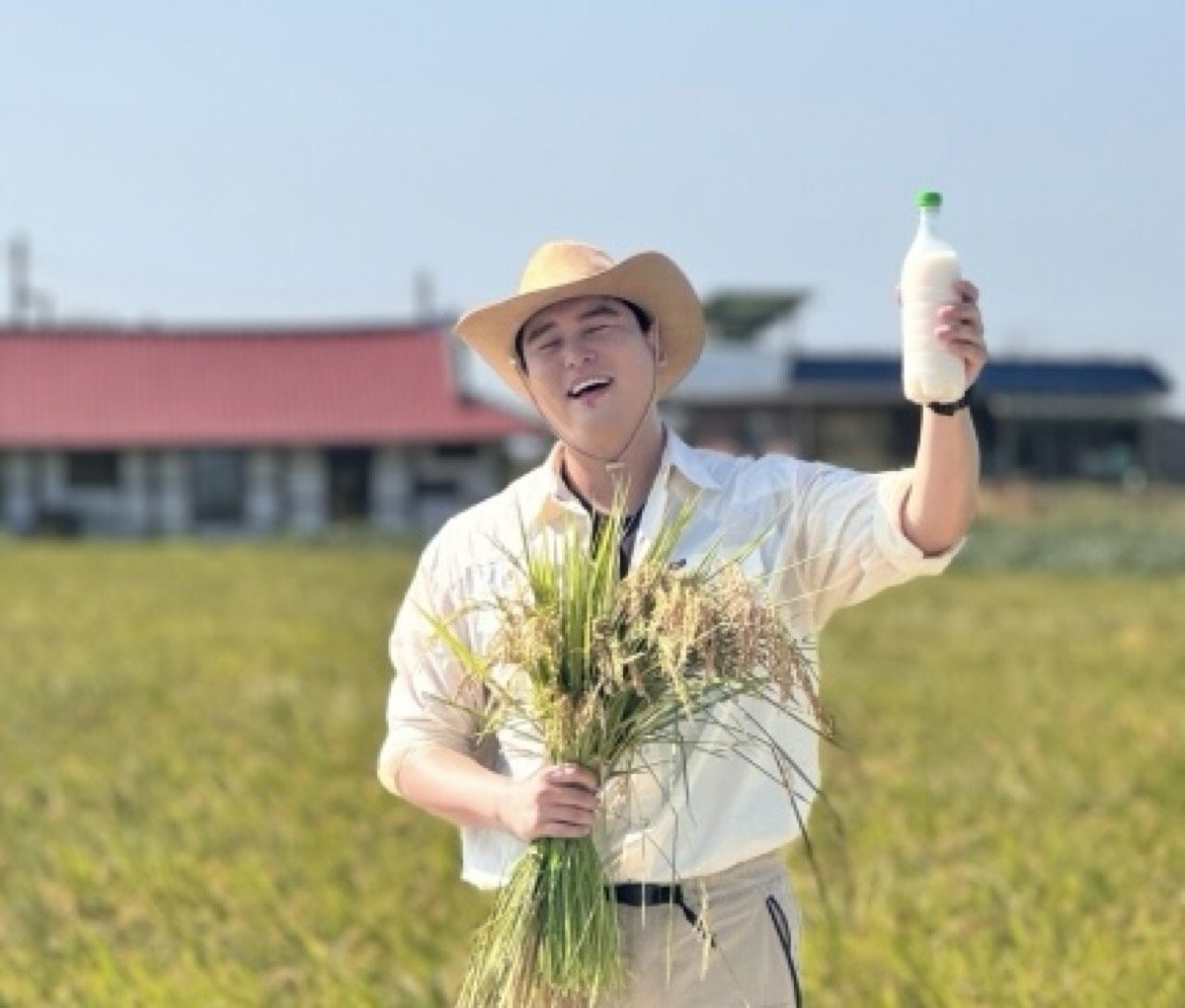 Lee Jang Woo memulai perjalanan kuliner di acara varietas MBC baru 'Village Life with Lee Jang Woo' Lee Jang Woo memulai perjalanan kuliner di acara varietas MBC baru 'Village Life with Lee Jang Woo'