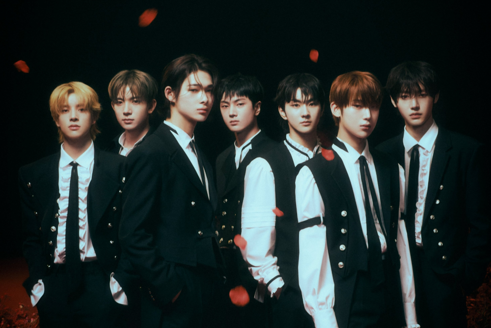 ‘Bite Me’ ENHYPEN melampaui 300 juta streaming Spotify