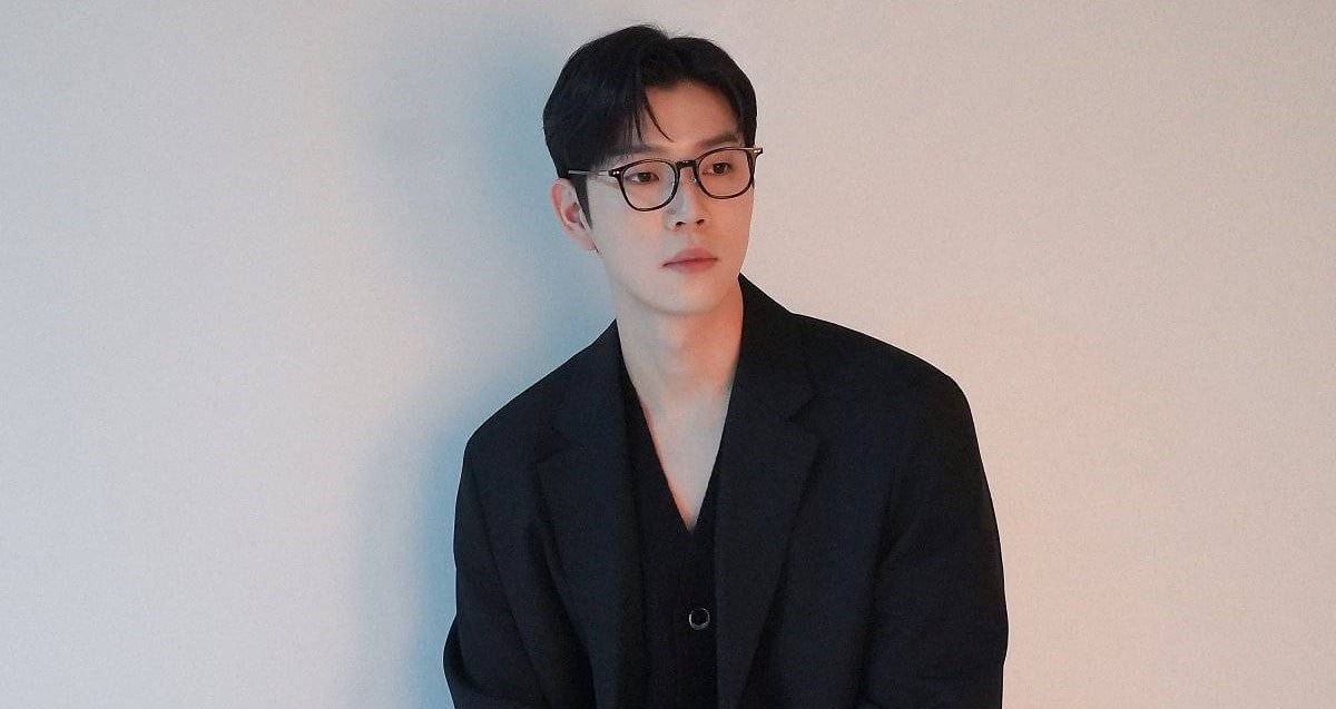 Aktor 'All of Us Are Dead' Yoo In Soo akan mendaftar di angkatan udara untuk wajib militer