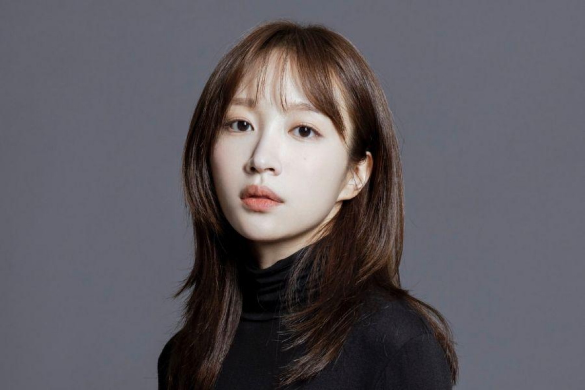 Hani EXID kembali ke panggung setelah menunda pernikahan karena kontroversi tunangannya Hani EXID kembali ke panggung setelah menunda pernikahan karena kontroversi tunangannya