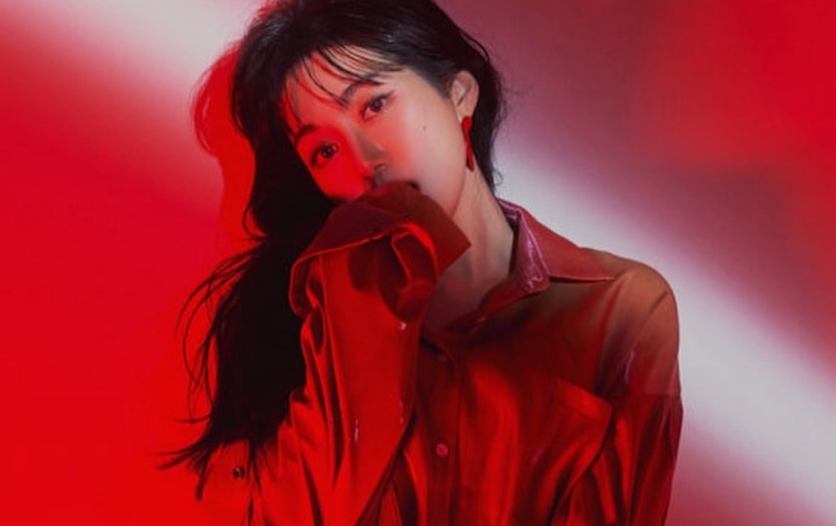 Mina membahas kontroversi dan konflik masa lalu dengan Jimin melalui postingan media sosial Mina membahas kontroversi dan konflik masa lalu dengan Jimin melalui postingan media sosial