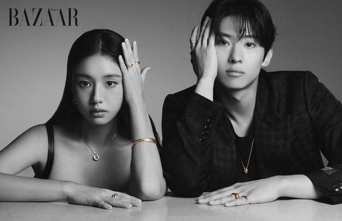 Ahn Eun Jin dan Dex menampilkan chemistry yang lucu dalam pemotretan baru Harper's Bazaar Ahn Eun Jin dan Dex menampilkan chemistry yang lucu dalam pemotretan baru Harper's Bazaar