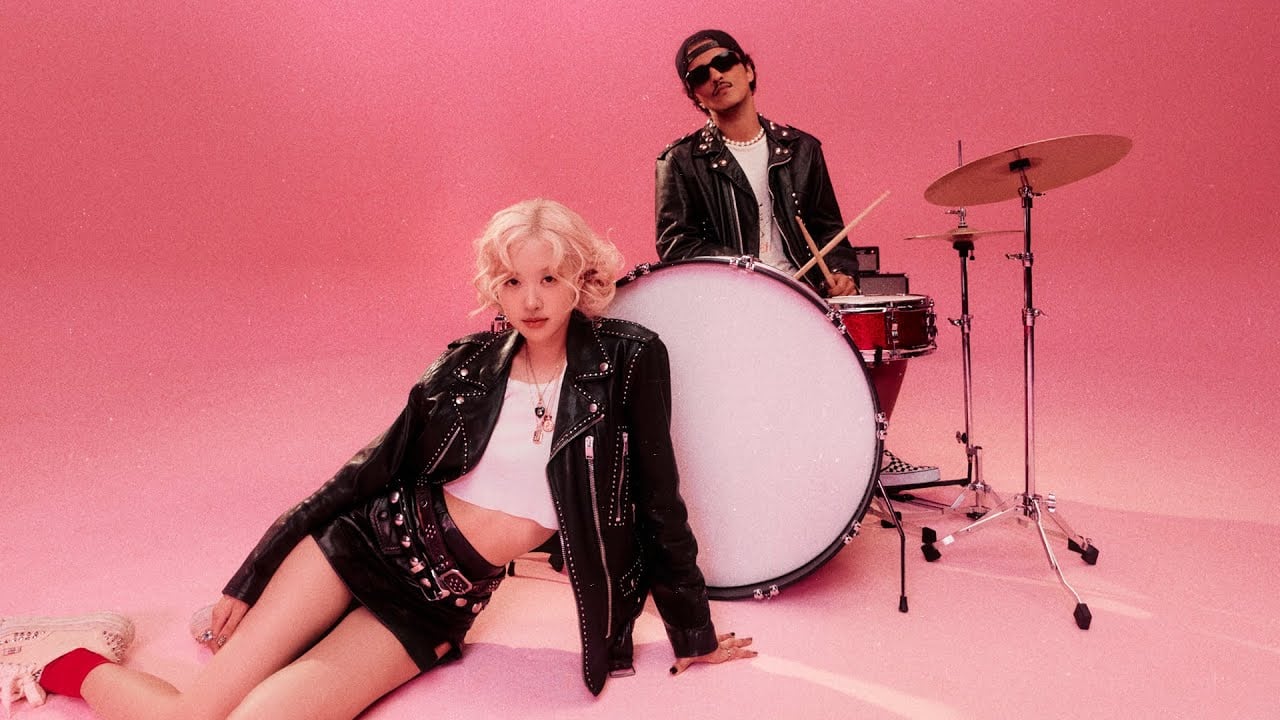 Rose & Bruno Mars BLACKPINK memenangkan #1 + Pertunjukan dari 'Show! Inti Musik'!