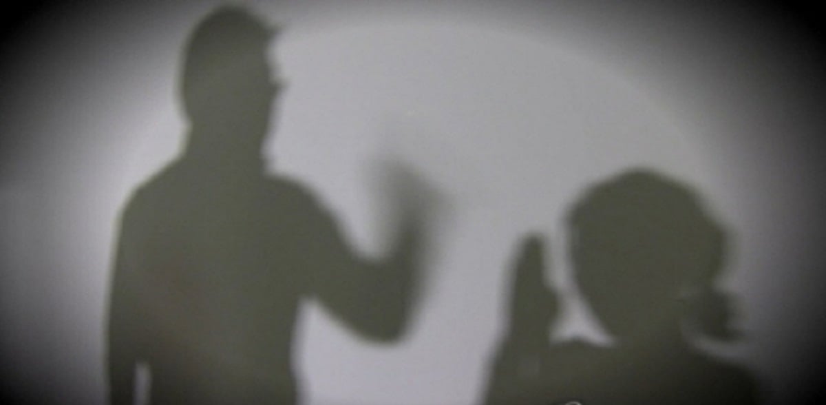 (CW/TW) YouTuber diselidiki karena melakukan pelecehan seksual terhadap istri (CW/TW) YouTuber diselidiki karena melakukan pelecehan seksual terhadap istri