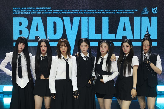 Girl group BADVILLAIN kembali dengan single baru 'Zoom' dan mendapat pengakuan internasional Girl group BADVILLAIN kembali dengan single baru 'Zoom' dan mendapat pengakuan internasional