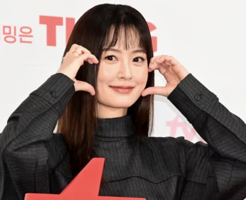 Ju Ji Hoon, Jung Yoo Mi
