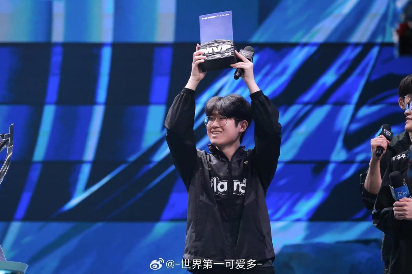 Executives reveal how the negotiations broke down with Zeus leaving T1