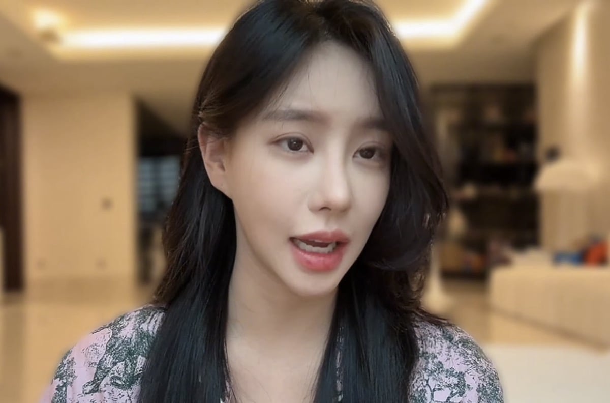 Mantan anggota GLAM Kim Siwon memulai saluran Youtube setelah masa lalu yang kontroversial Mantan anggota GLAM Kim Siwon memulai saluran Youtube setelah masa lalu yang kontroversial