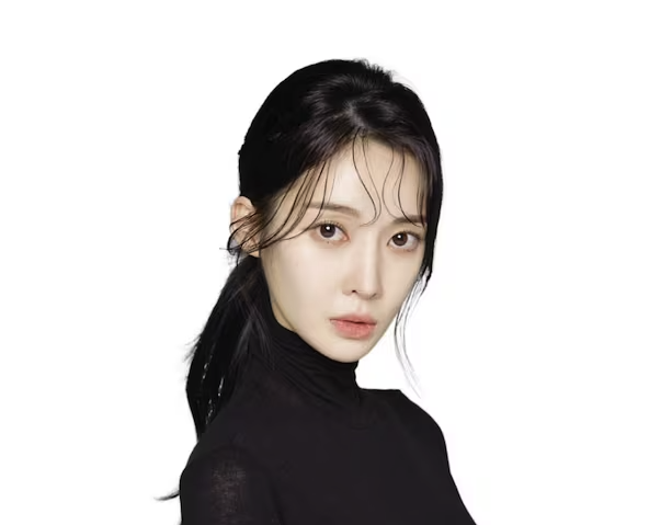 Mantan anggota T-ara, Ahreum, menyiarkan langsung konflik dengan suaminya saat ini
