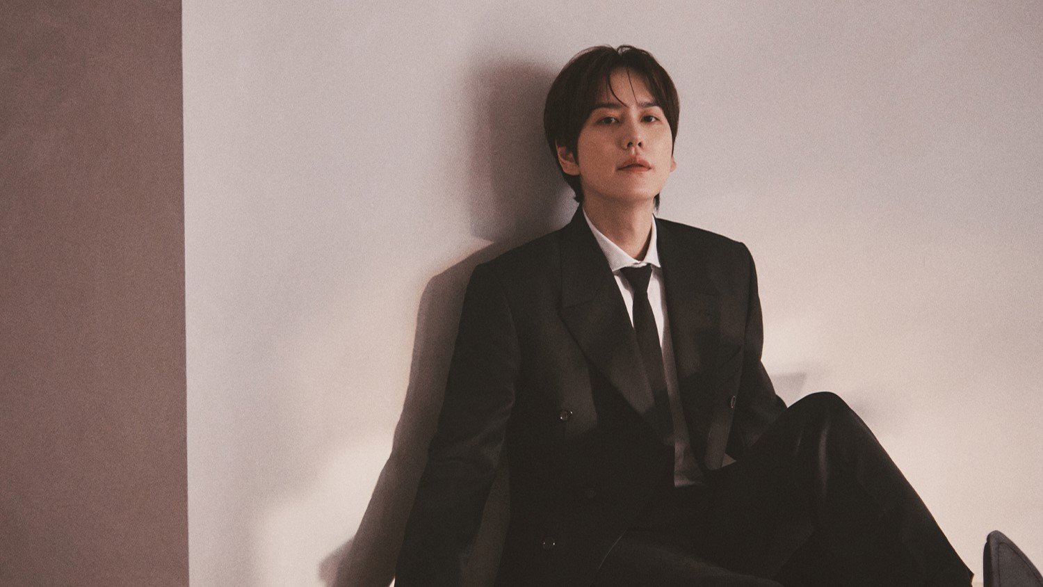 ‘COLORS’ kini menjadi album Kyuhyun yang paling laris dalam penjualan minggu pertama ‘COLORS’ kini menjadi album Kyuhyun yang paling laris dalam penjualan minggu pertama