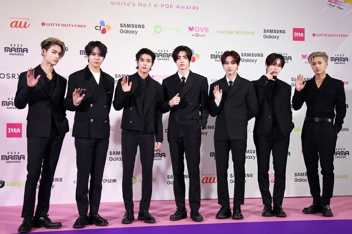 ENHYPEN mendominasi TikTok: #1 di Korea, sensasi global di #2 ENHYPEN mendominasi TikTok: #1 di Korea, sensasi global di #2