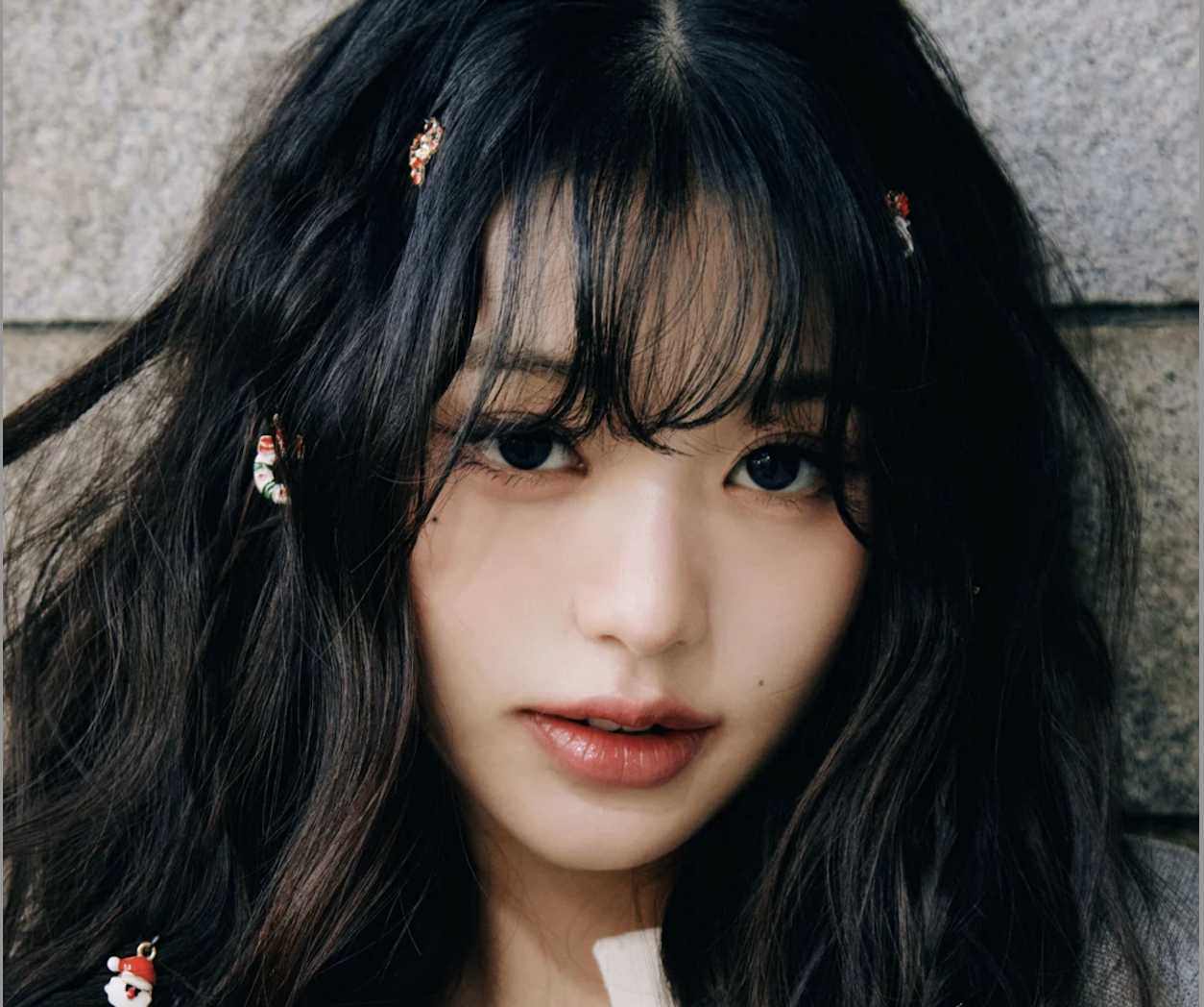 Wonyoung IVE menghiasi sampul Majalah SENSE (Edisi Desember 2024) Wonyoung IVE menghiasi sampul Majalah SENSE (Edisi Desember 2024)