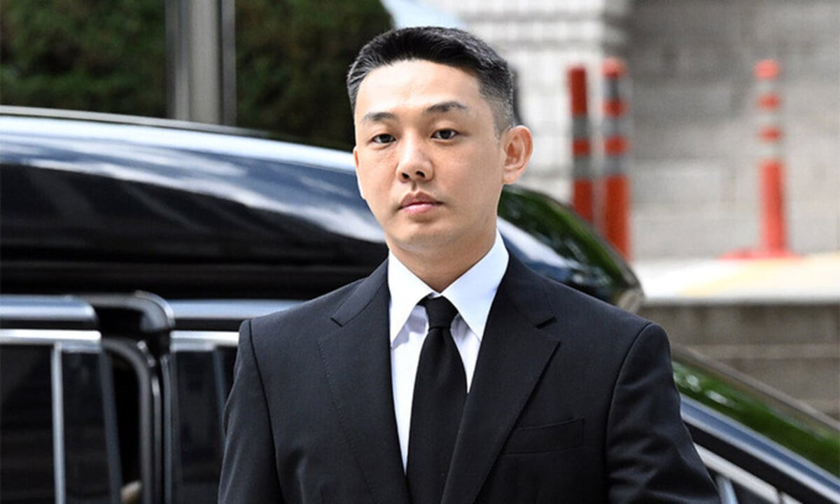 Rumah Itaewon milik aktor Yoo Ah In dibeli oleh seorang anak berusia 7 tahun dari keluarga kaya seharga 6,3 miliar KRW (Sekitar 4.300.840 USD) Rumah Itaewon milik aktor Yoo Ah In dibeli oleh seorang anak berusia 7 tahun dari keluarga kaya seharga 6,3 miliar KRW (Sekitar 4.300.840 USD)