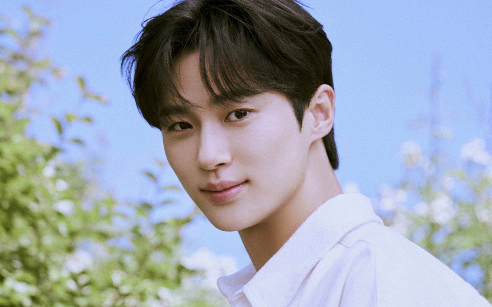 Byeon Woo Seok memanjakan stafnya dengan hadiah mewah akhir tahun berupa teknologi terkini Byeon Woo Seok memanjakan stafnya dengan hadiah mewah akhir tahun berupa teknologi terkini