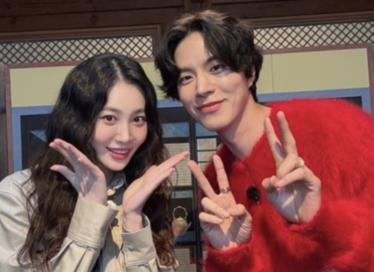 Reuni Yura dan Hong Jong Hyun membawa kembali kenangan setelah satu dekade Reuni Yura dan Hong Jong Hyun membawa kembali kenangan setelah satu dekade