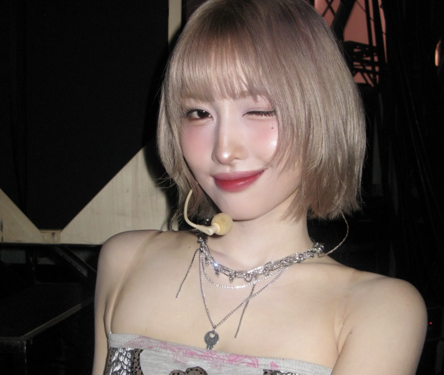 Momo TWICE menampilkan sosok memukau dalam foto barunya