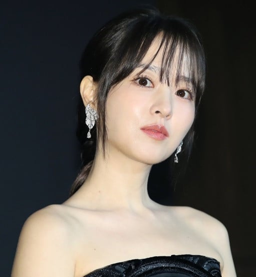 Park Bo-young berbagi ucapan Tahun Baru dengan berat hati: “Cukup menyedihkan untuk menjadi kejam” Park Bo-young berbagi ucapan Tahun Baru dengan berat hati: “Cukup menyedihkan untuk menjadi kejam”