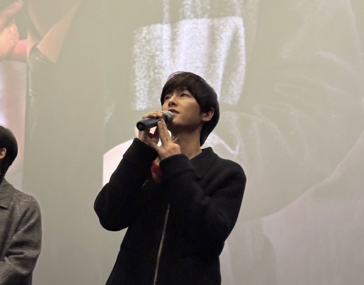 Mengapa karir film Song Joong Ki mengalami masa sulit? Mengapa karir film Song Joong Ki mengalami masa sulit?