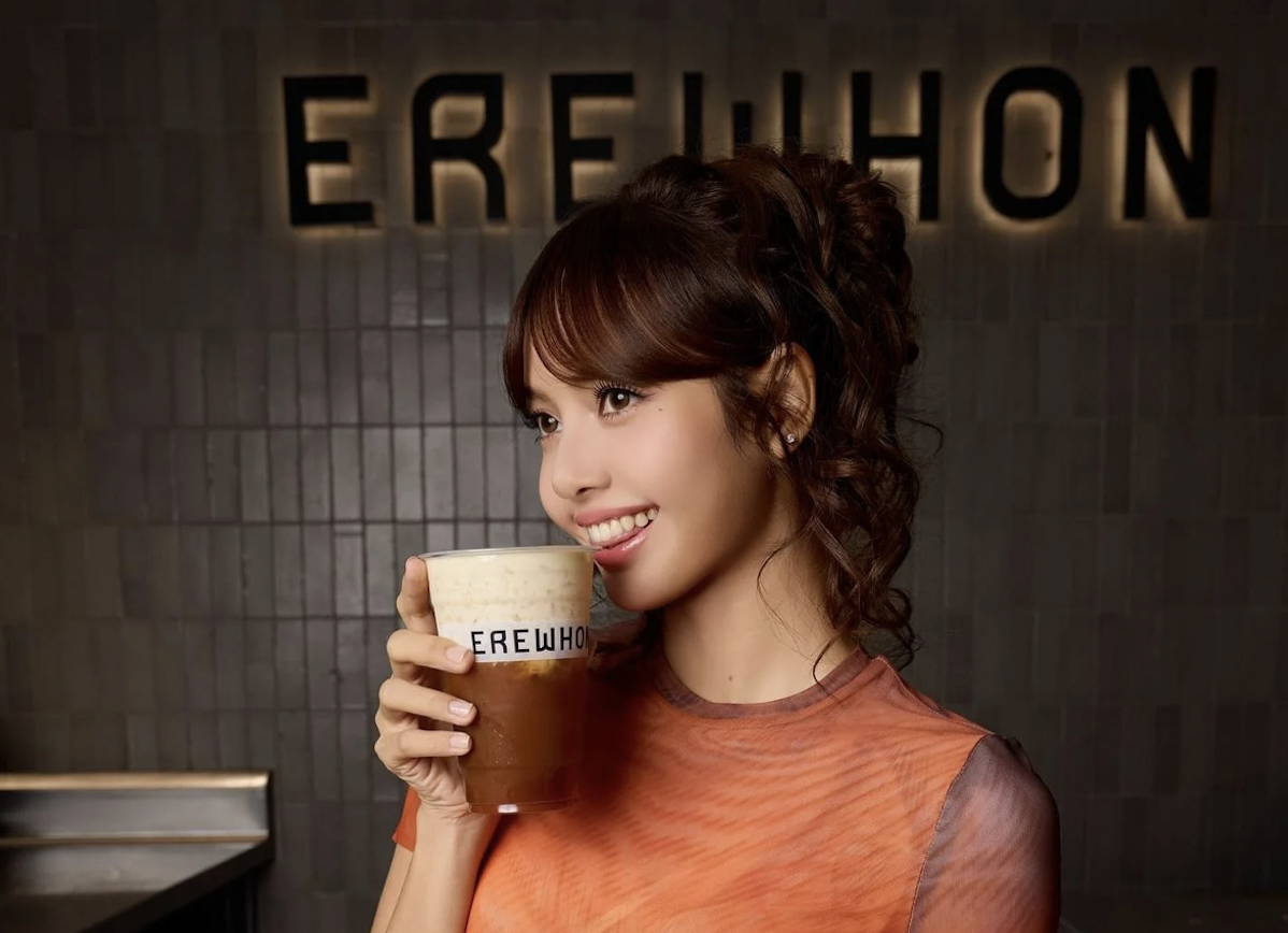 Lisa BLACKPINK bekerja sama dengan Armra untuk minuman edisi terbatas di Erewhon