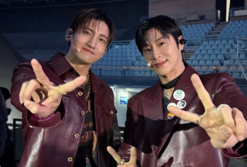 Red Velvet, TVXQ