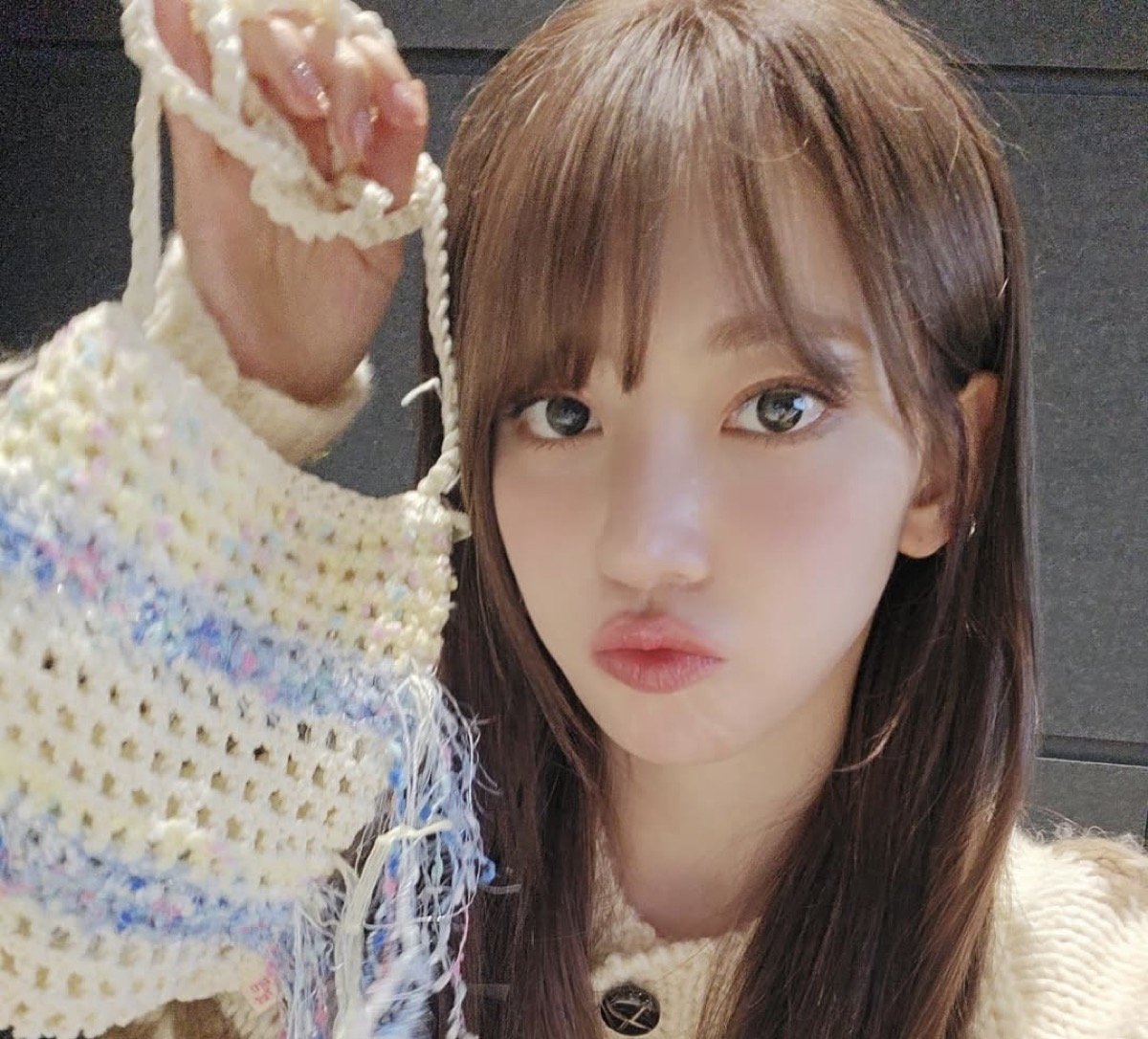 Sakura LE SSERAFIM akan merilis merchandise