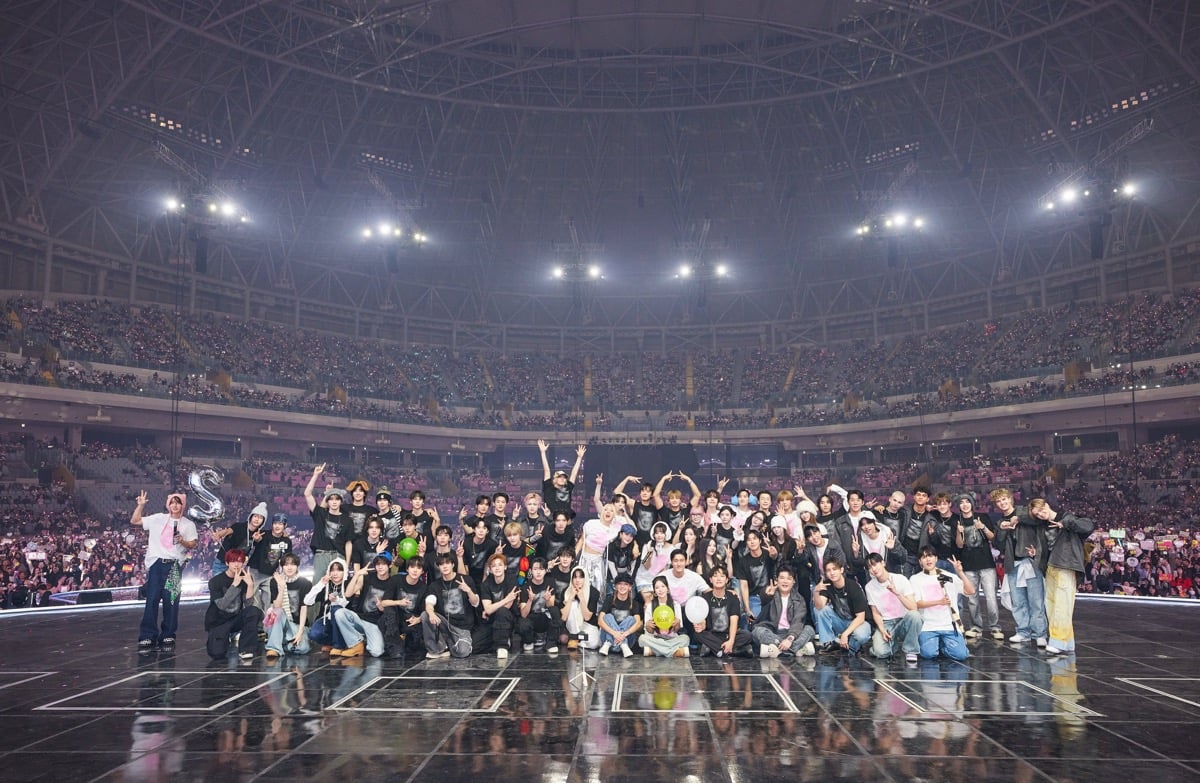 Album peringatan 30 tahun SM mengungkap remake K-pop yang ikonik Album peringatan 30 tahun SM mengungkap remake K-pop yang ikonik