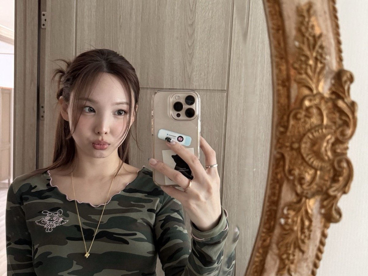 Nayeon TWICE membeli apartemen mewah di Gangnam seharga 4 Miliar KRW (sekitar 2,7 juta USD)
