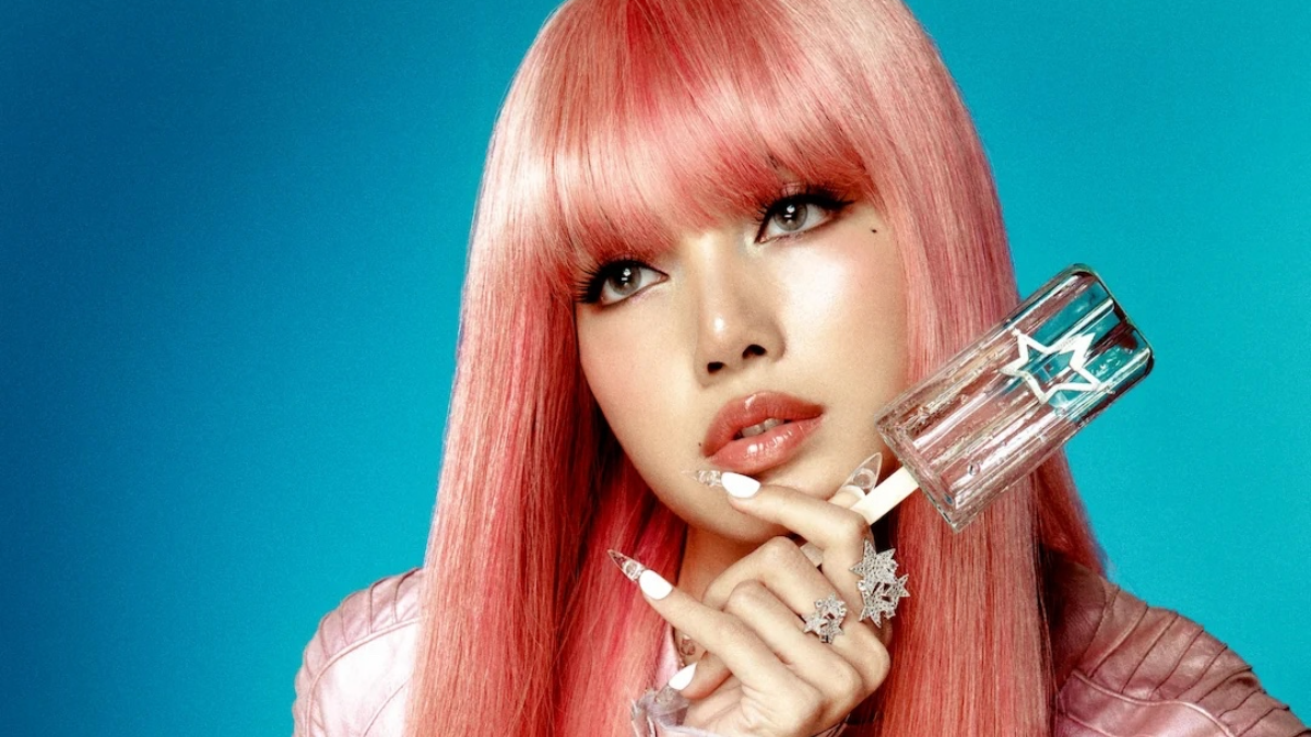 Lisa BLACKPINK memperkenalkan 'Alter Ego' ketiganya, Kiki