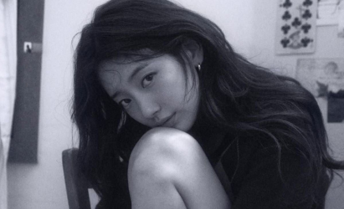 Suzy berbagi gambar baru yang menakjubkan bersama dengan pengumuman comeback tunggal digital Suzy berbagi gambar baru yang menakjubkan bersama dengan pengumuman comeback tunggal digital