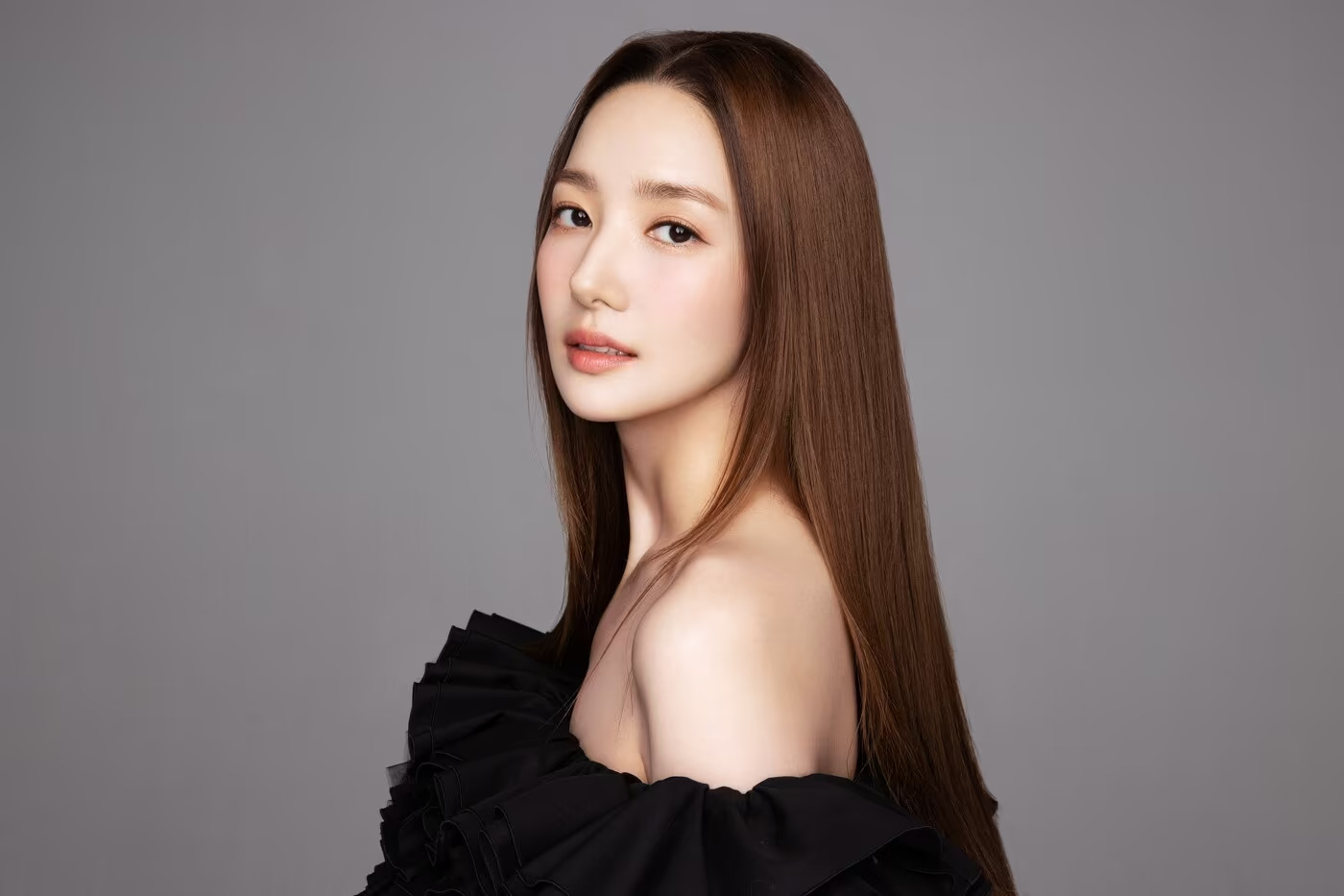 Park Min Young Mengikuti CEO Kwon Jin Young ke Darum Entertainment Park Min Young Mengikuti CEO Kwon Jin Young ke Darum Entertainment