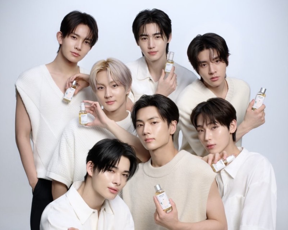 Enhypen bernama Global Duta Besar untuk K-Beauty Brand Mixsoon Enhypen bernama Global Duta Besar untuk K-Beauty Brand Mixsoon