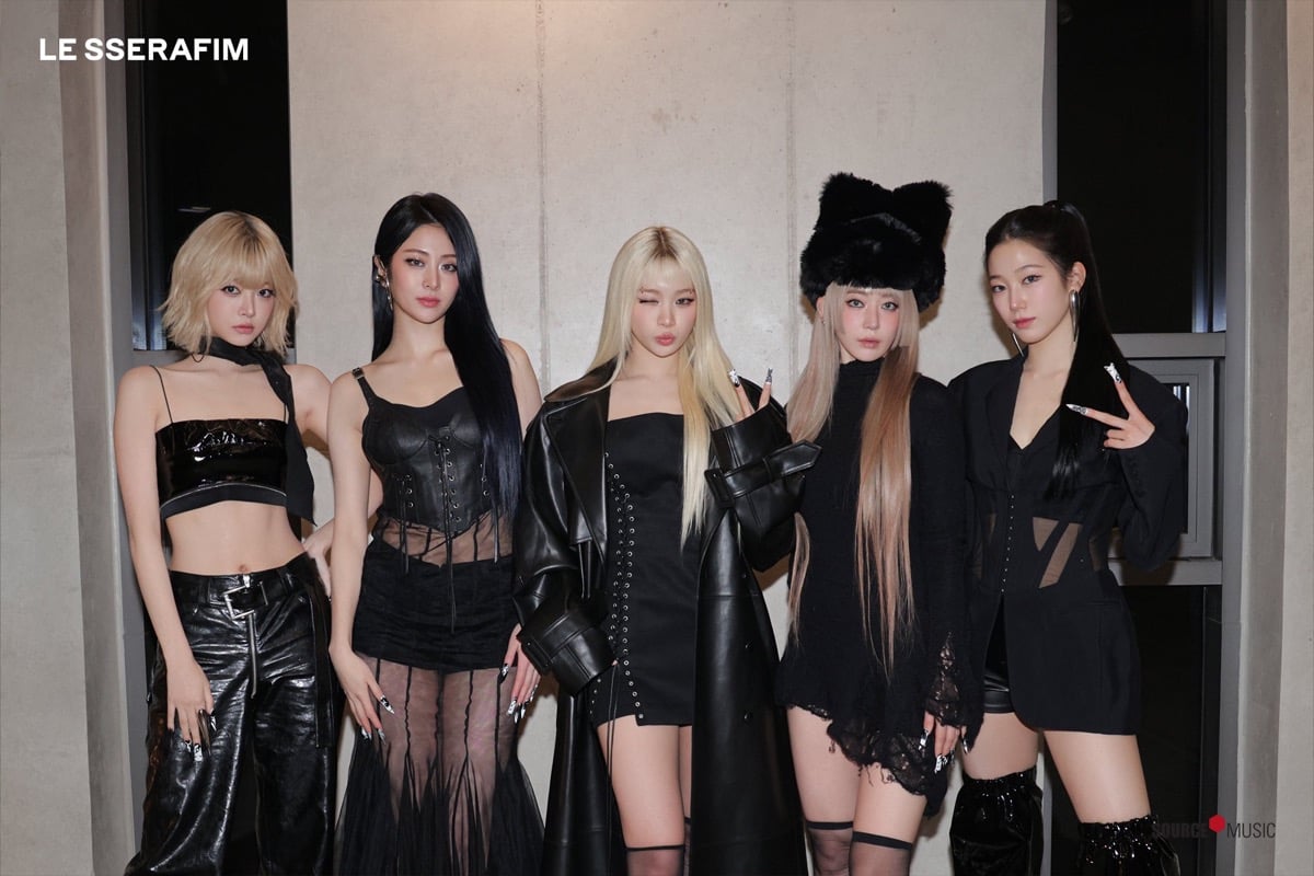 Trailer 'Born Fire' Le Sserafim menghadapi kontroversi kesamaan dengan kampanye Mugler Trailer 'Born Fire' Le Sserafim menghadapi kontroversi kesamaan dengan kampanye Mugler