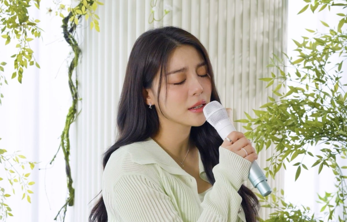 Ailee untuk merilis mini-album baru '(Me) Moir' pada 20 Maret setelah tiga tahun absen Ailee untuk merilis mini-album baru '(Me) Moir' pada 20 Maret setelah tiga tahun absen