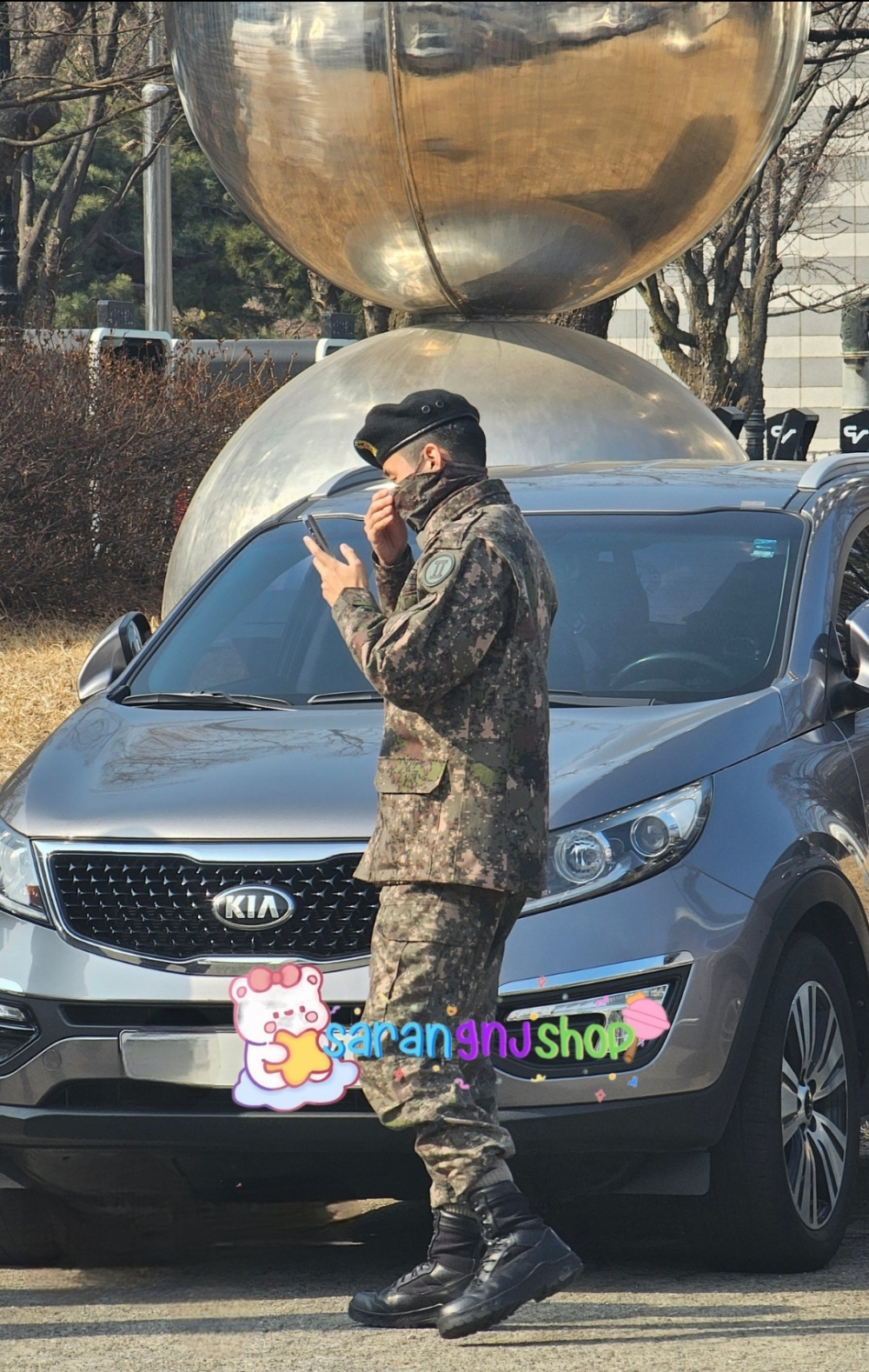 BTS's V terlihat menghadiri konser J-hope 4 1740759655 image